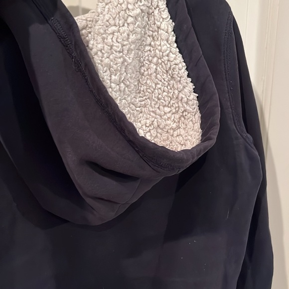 Holister lined hoodie - Picture 4 of 4